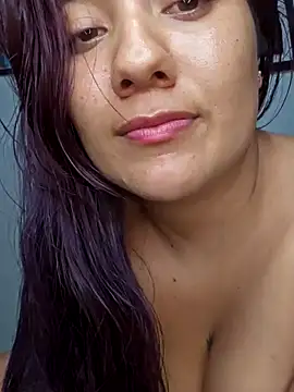 Snapshot of Blushing_Katy chatting on 2, 2, 2025 Blushing Katy online show from 2, 2, 2025