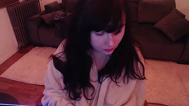 Lynylou online show from 14, 1, 2025