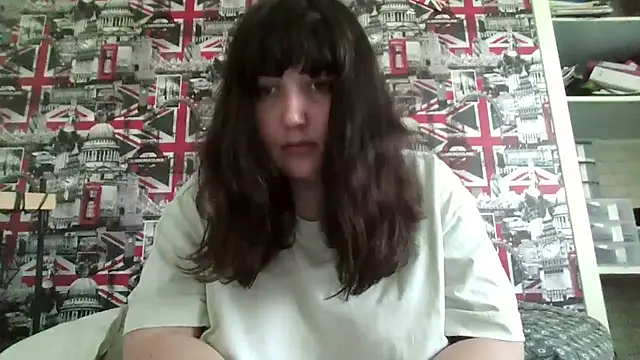 Lynylou online show from 29, 9, 2025