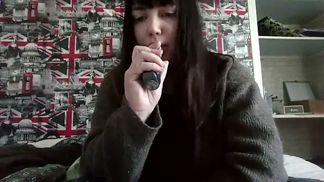 Lynylou online show from 21, 11, 2025