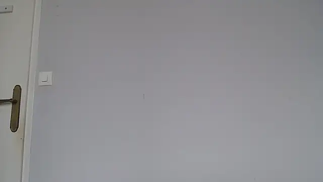 Lynylou online show from 8, 3, 2026