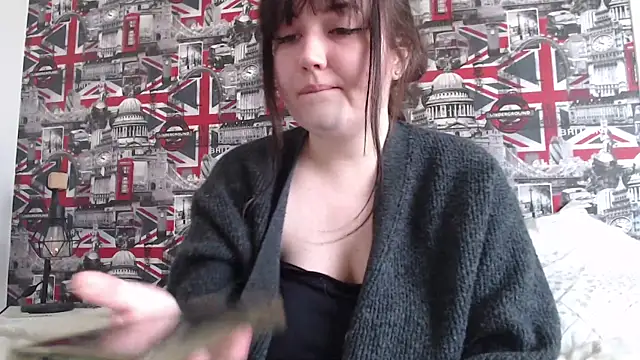 Lynylou online show from 22, 3, 2026