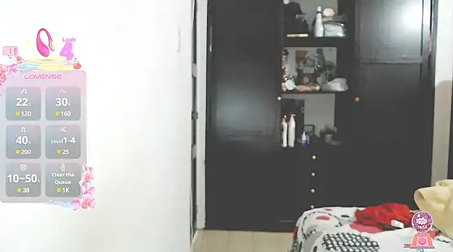 Snapshot of tifany19_ chatting on 6, 3, 2025 tifany19  online show from 6, 3, 2025