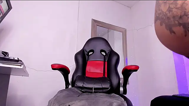 angel hardy dl online show from 15, 11, 2025