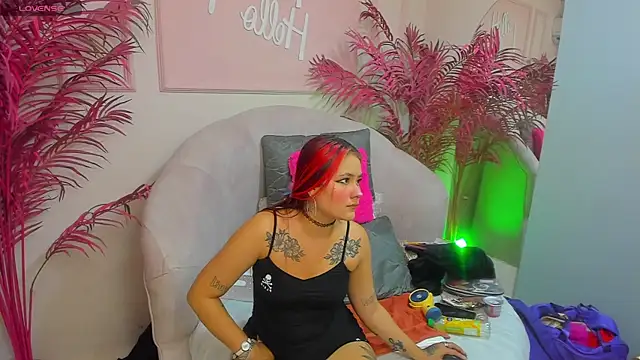 Snapshot of Maristxxr chatting on 13, 2, 2025 Maristxxr online show from 13, 2, 2025