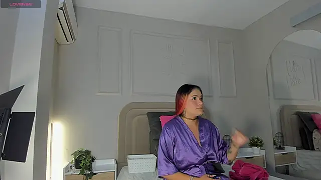 Snapshot of Maristxxr chatting on 1, 10, 2025 Maristxxr online show from 1, 10, 2025