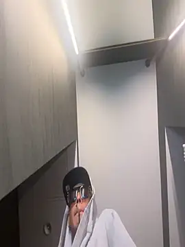 BabyJayNasty online show from 19, 9, 2025