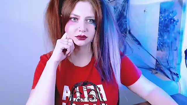 Lizzy Love online show from 31, 10, 2025