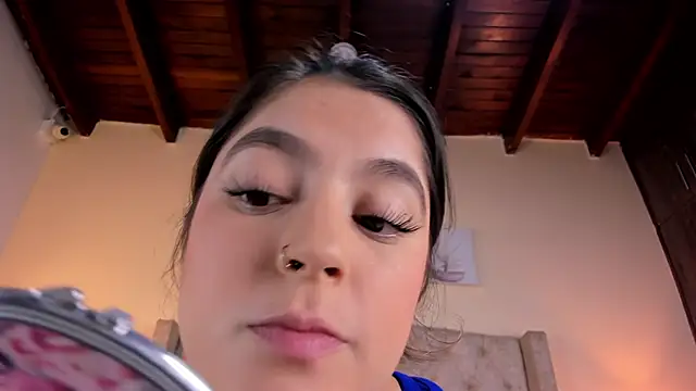 allisson m online show from 30, 4, 2026