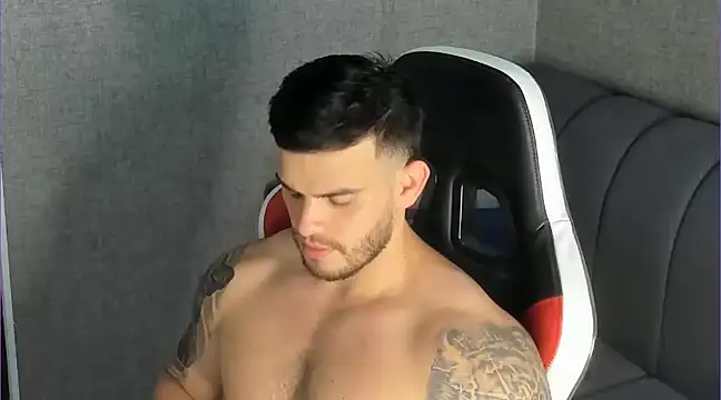 Ricardogo19 online show from 2, 3, 2025