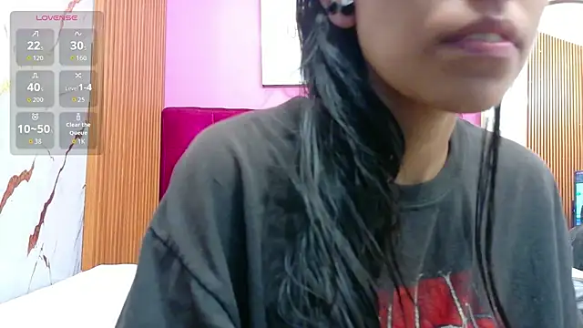 yourcuteneighbourr online show from 31, 7, 2026