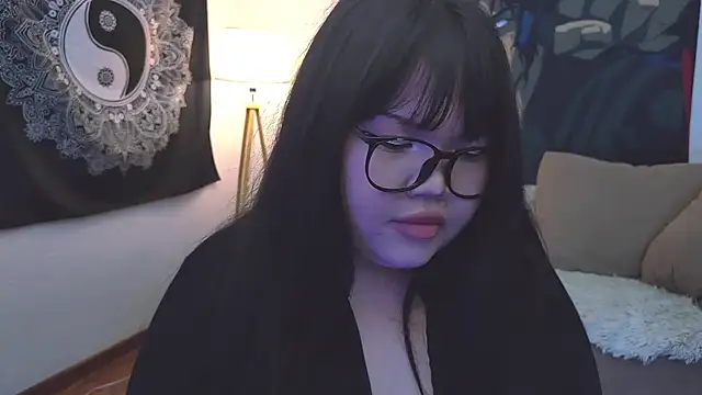 LeyaKan online show from 9, 2, 2025