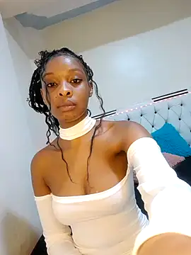 Snapshot of C-yoyo chatting on 11, 12, 2024 C-yoyo online show from 11, 12, 2024