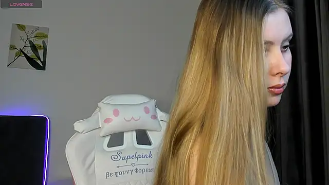 elliediaz online show from 5, 10, 2025