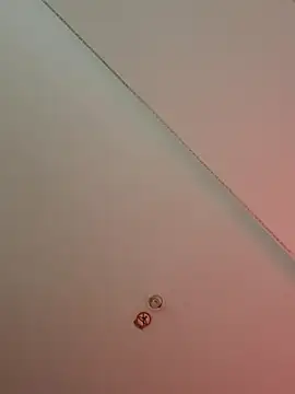 gurlnips online show from 3, 5, 2026