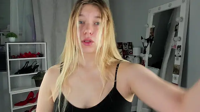 Rebecca Kelly online show from 24, 9, 2025