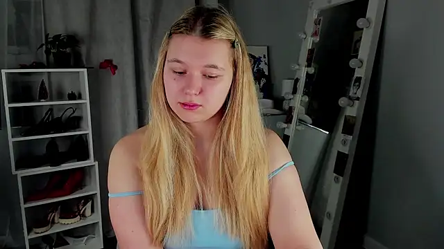 Rebecca Kelly online show from 13, 1, 2026