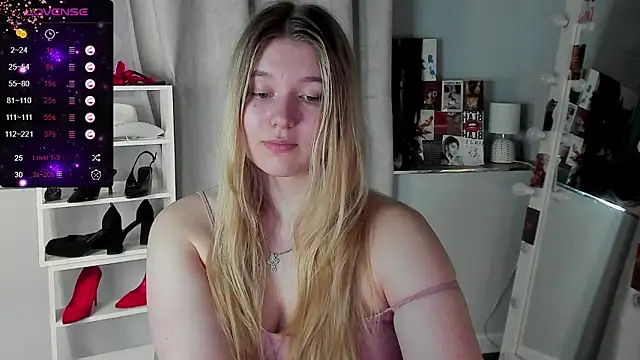 Rebecca Kelly online show from 16, 3, 2026