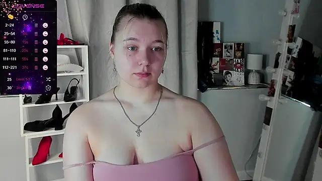 Rebecca Kelly online show from 17, 3, 2026