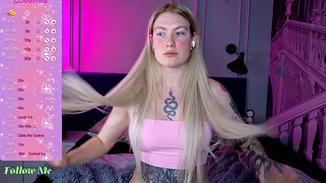 Liv Fay online show from 22, 1, 2025