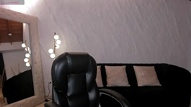 CelestePalmer  online show from 22, 7, 2026