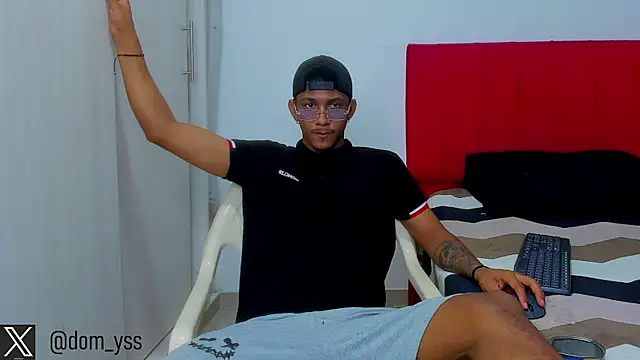 dominic smith  online show from 26, 2, 2025