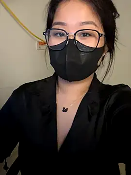 Jenni nana online show from 5, 12, 2024