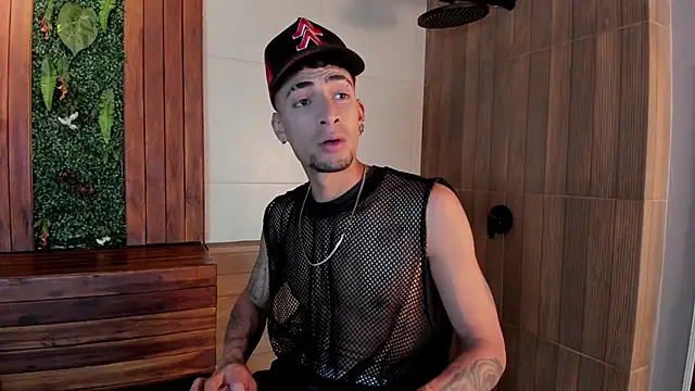 DrakeNeumann online show from 9, 3, 2025