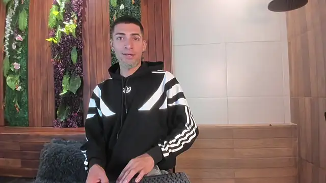 DrakeNeumann online show from 26, 9, 2025