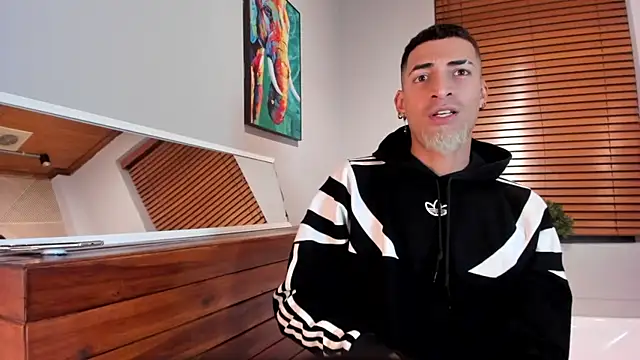 DrakeNeumann online show from 12, 10, 2025