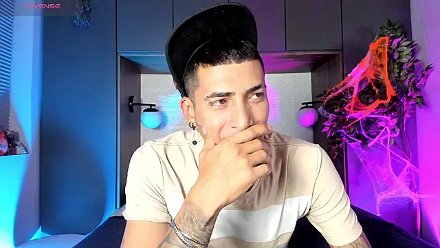 DrakeNeumann online show from 6, 11, 2025