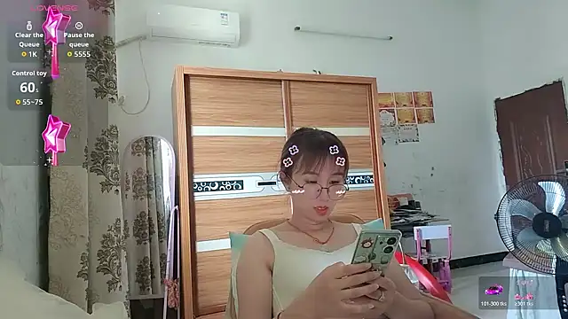 Lili 666 online show from 2, 7, 2026