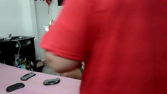 Boycuriousxxx online show from 30, 4, 2026