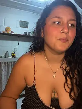 saray gomez22 online show from 29, 1, 2025