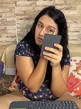 saray gomez22 online show from 14, 2, 2025