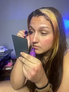 saray gomez22 online show from 3, 11, 2025