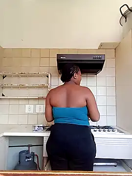 Sexymamibo online show from 7, 3, 2025