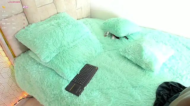 Valeria Thompson1 online show from 21, 1, 2025