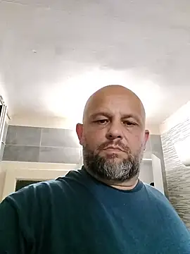 Snapshot of AlexandruCsaba chatting on 29, 6, 2026 AlexandruCsaba online show from 29, 6, 2026