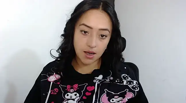 jjulietha95 online show from 4, 2, 2025