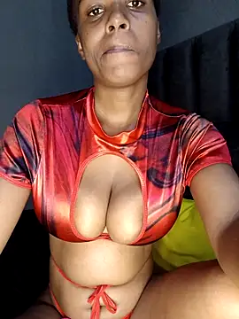 SexySlenderLexy online show from 5, 2, 2026