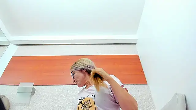 maddy cartter online show from 28, 5, 2026