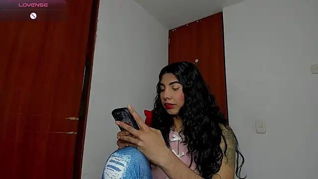jasmine bunny  online show from 11, 5, 2026