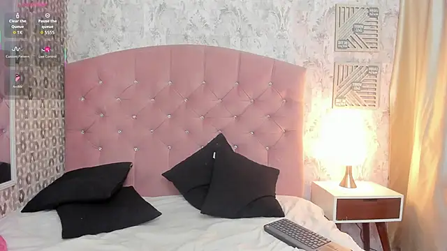 zoe alanaa online show from 6, 10, 2025