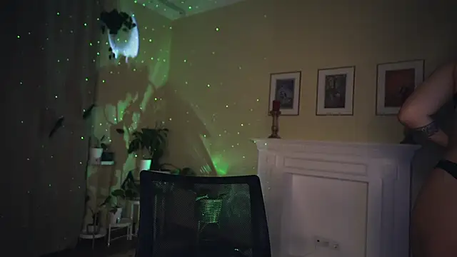 Leona Mell online show from 25, 2, 2025