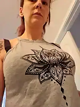 MissyRoulette online show from 2, 3, 2025