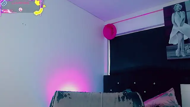 Kendall hornyy online show from 4, 5, 2026