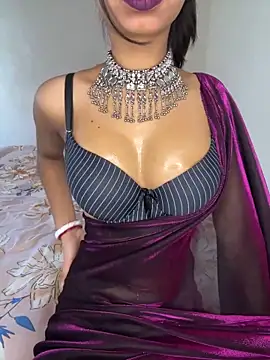 Snapshot of Hot-sexy222 chatting on 7, 12, 2024 Hot-sexy222 online show from 7, 12, 2024