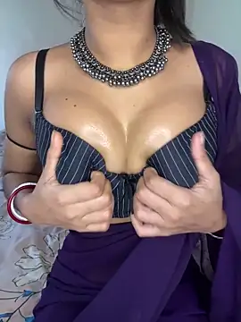 Snapshot of Hot-sexy222 chatting on 24, 12, 2024 Hot-sexy222 online show from 24, 12, 2024