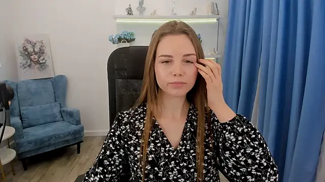 MileyWings online show from 20, 11, 2025